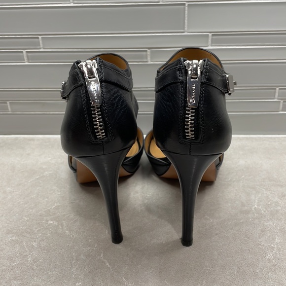 Coach Black Heels - size 7 - Picture 2 of 7